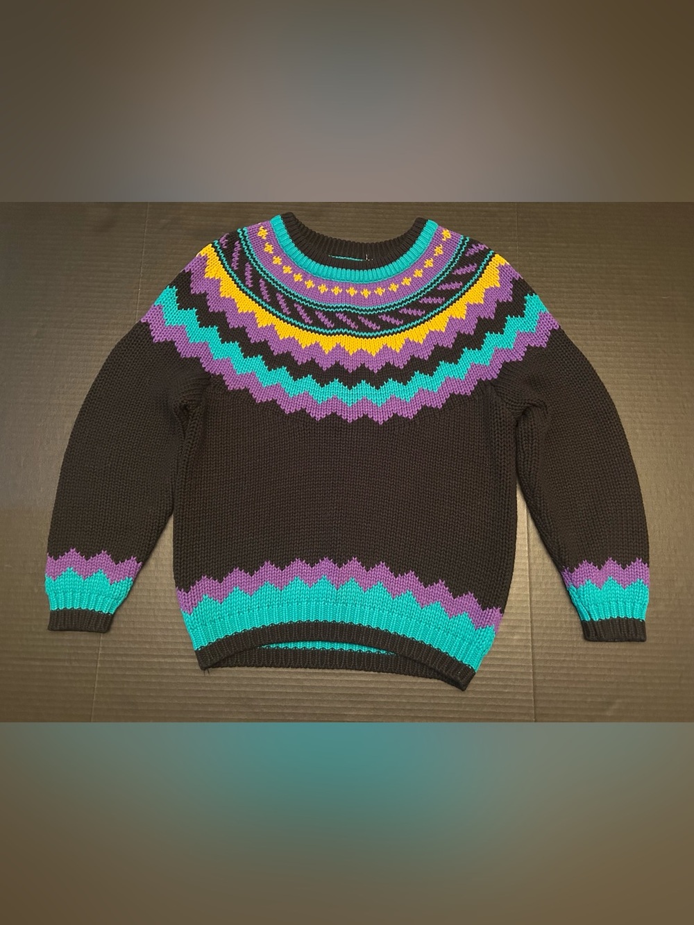 Vintage 90s 80s Women’s Sweater Size M Black Purple Design Knit Pullover Ski